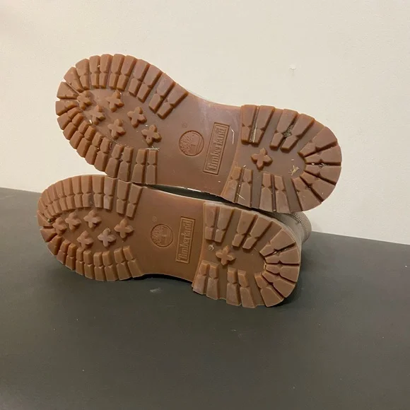 Timberland Women's Light Gray Combat Boots - Picture 2 of 4